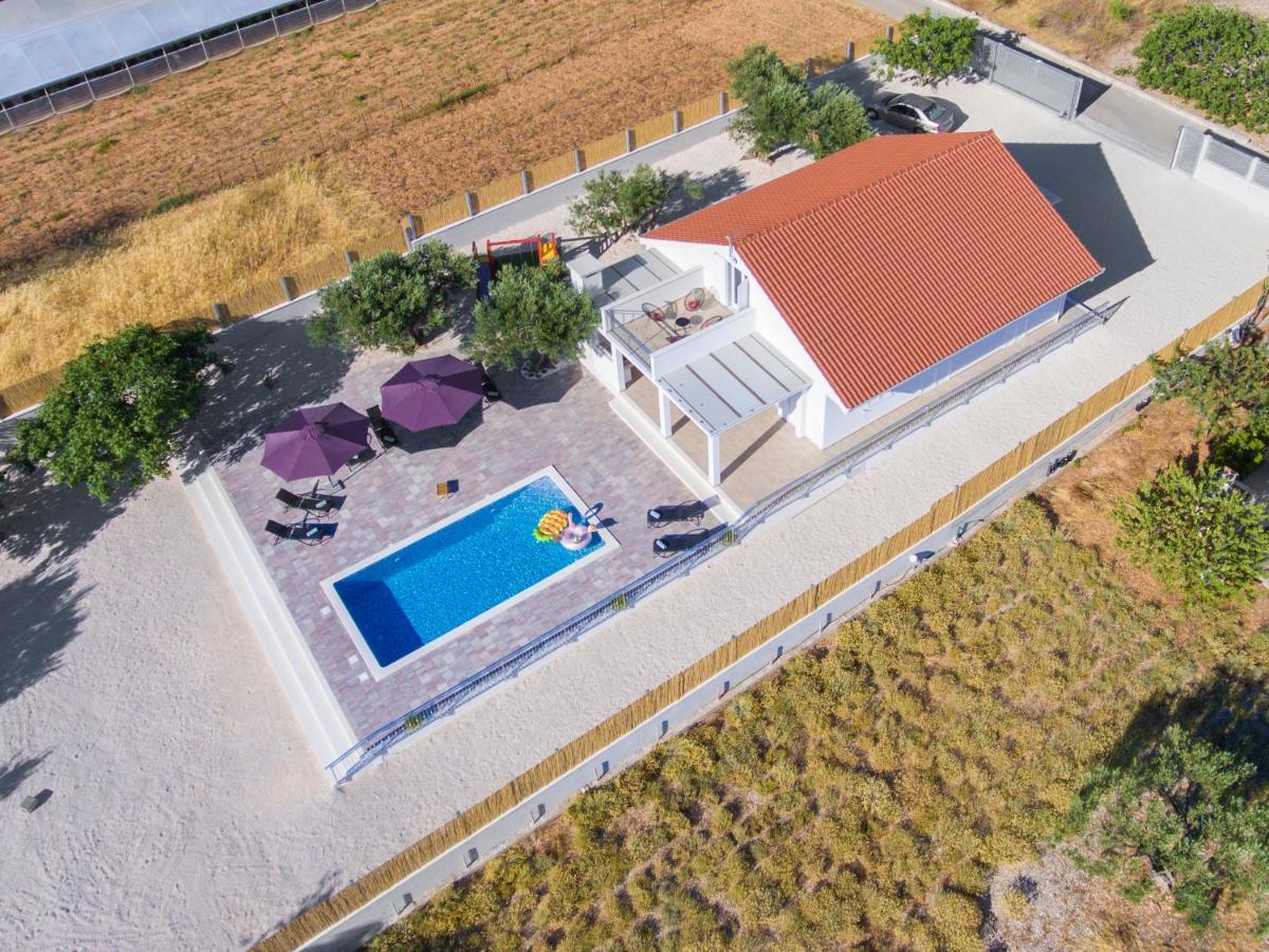 Villa Antonia With Heated Pool Dograde Exterior foto
