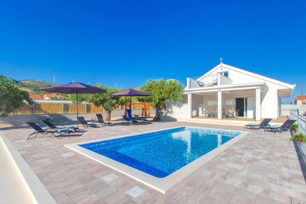 Villa Antonia With Heated Pool Dograde Exterior foto
